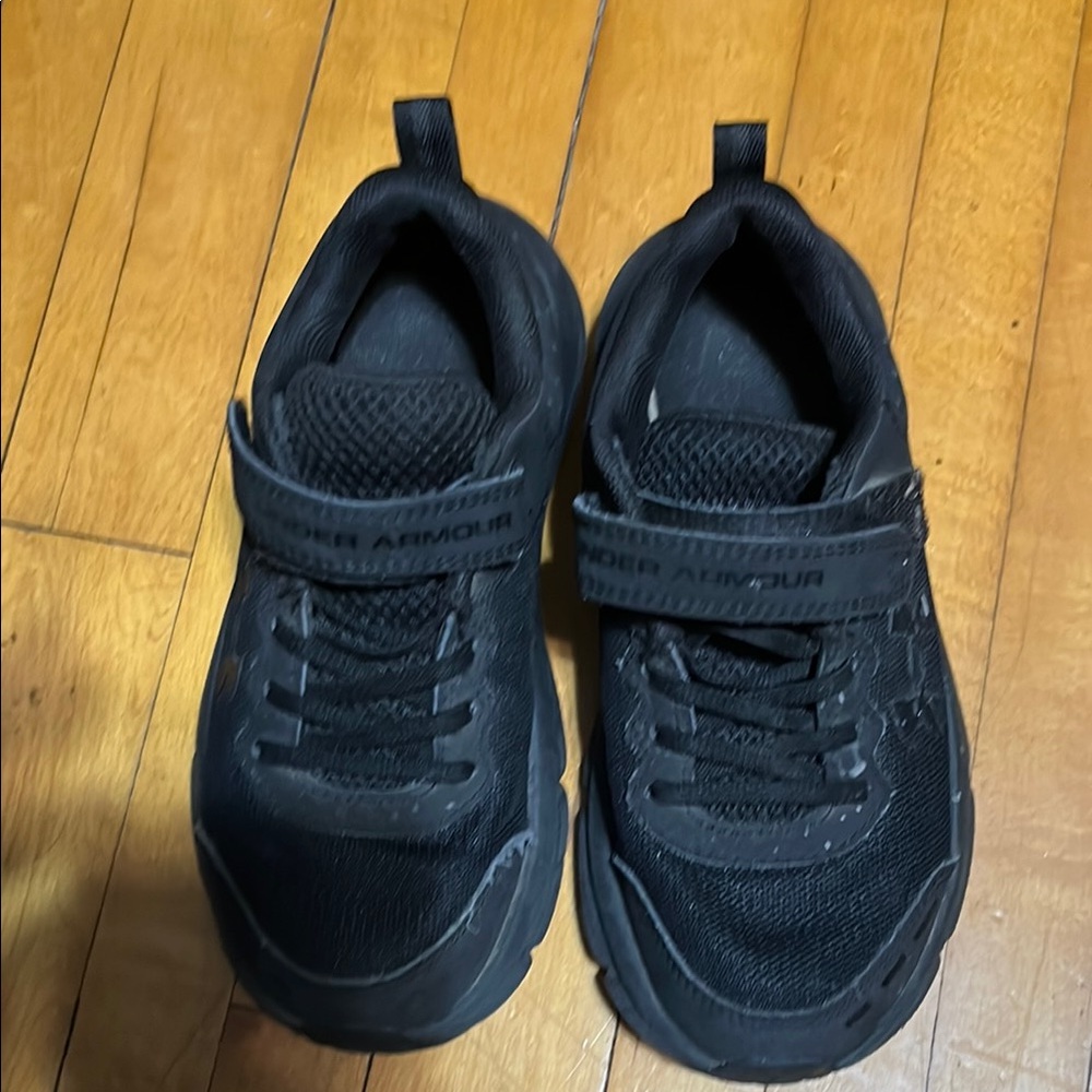 Under Armour Black Athletic Shoes